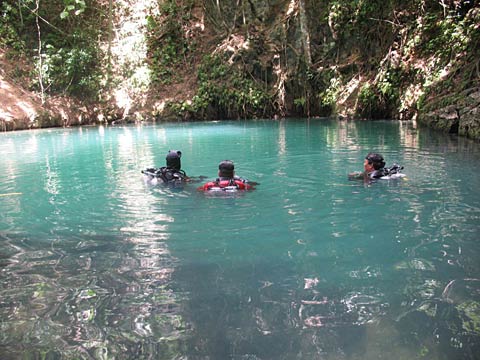 Diving in Canawa spring, Candijay